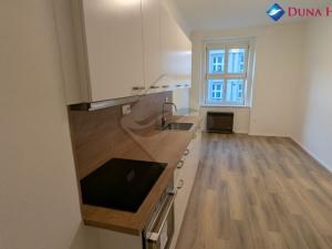 Pronájem bytu 2+kk, Praha - Nusle, Mojmírova, 43 m2