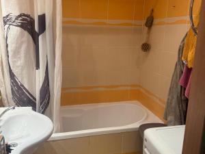 Pronájem bytu 3+1, Tábor, Hanojská, 79 m2