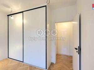 Pronájem bytu 3+kk, Praha - Smíchov, Klicperova, 91 m2