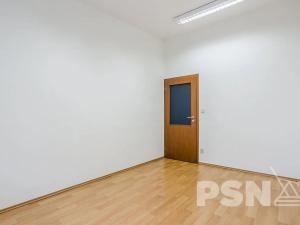 Pronájem kanceláře, Praha - Hloubětín, Nademlejnská, 29 m2