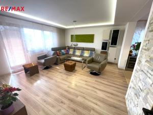 Prodej rodinného domu, Český Těšín - Dolní Žukov, Žukovská, 320 m2