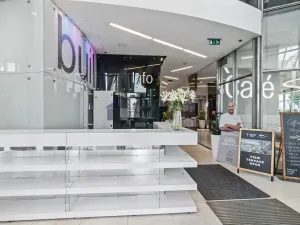Pronájem kanceláře, Praha - Nové Město, Jiráskovo náměstí, 50 m2