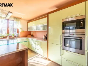 Prodej rodinného domu, Ondřejov - Třemblat, Výstavní, 310 m2