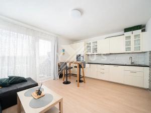 Prodej bytu 2+kk, Hostivice, Ječná, 61 m2