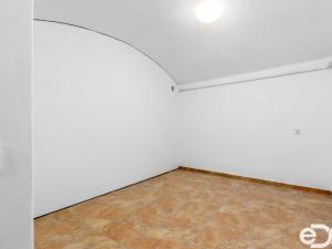 Pronájem skladu, Pardubice, Sladkovského, 77 m2