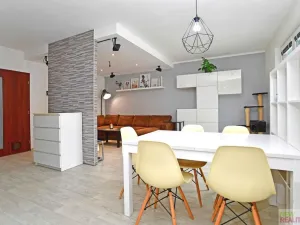 Pronájem rodinného domu, Popovičky - Chomutovice, Petrovy Vrchy, 113 m2