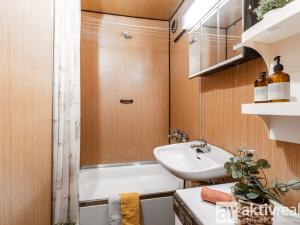 Pronájem bytu 1+kk, Praha - Stodůlky, V hůrkách, 32 m2