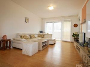 Pronájem bytu 2+kk, Kroměříž, Nitranská, 70 m2