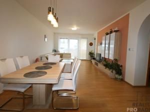 Pronájem bytu 2+kk, Kroměříž, Nitranská, 70 m2