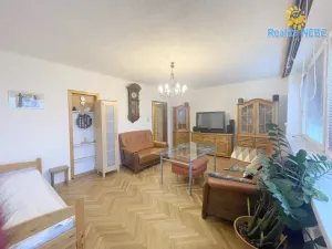 Pronájem bytu 3+1, Praha - Michle, Pod dálnicí, 75 m2