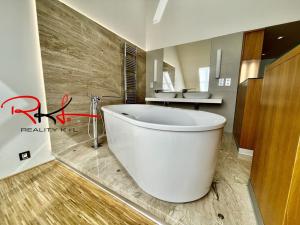 Pronájem bytu 6+kk a větší, Praha - Bubeneč, Ovenecká, 265 m2