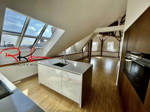Pronájem bytu 6+kk a větší, Praha - Bubeneč, Ovenecká, 265 m2