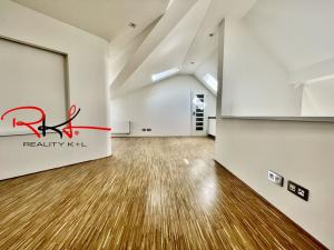 Pronájem bytu 6+kk a větší, Praha - Bubeneč, Ovenecká, 265 m2