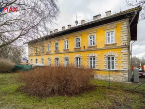 Prodej bytu 2+1, Mariánské Lázně - Úšovice, Nádražní náměstí, 68 m2