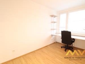 Prodej bytu 3+1, Hradec Králové, Na Kotli, 68 m2