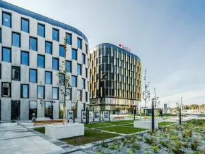 Pronájem kanceláře, Praha - Vokovice, Evropská, 600 m2