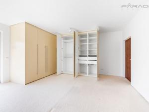 Prodej bytu 4+1, Praha - Kunratice, K Zelené louce, 150 m2