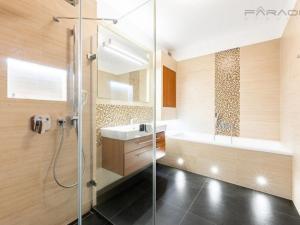 Prodej bytu 4+1, Praha - Kunratice, K Zelené louce, 150 m2