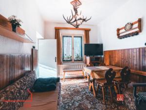 Prodej rodinného domu, Mirošov, Lesní, 160 m2