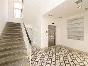 Pronájem kanceláře, Praha, 128 m2