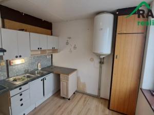 Pronájem bytu 2+1, Chodová Planá, ul.sídliště Lučina, 64 m2