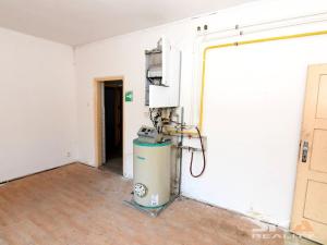 Prodej výrobních prostor, Louny, Říční, 2310 m2