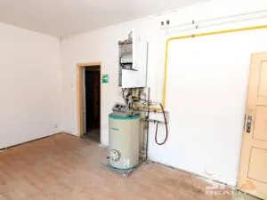 Prodej výrobních prostor, Louny, Říční, 2310 m2