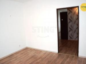 Pronájem bytu 2+1, Napajedla, Nábřeží, 61 m2