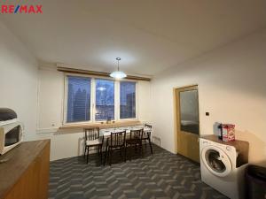 Prodej bytu 1+1, Žirovnice, Sídliště, 36 m2