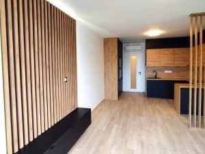 Pronájem bytu 1+kk, Praha - Malešice, Malešická, 37 m2