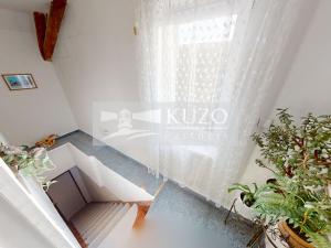 Pronájem pokoje, Ostrov, 79 m2