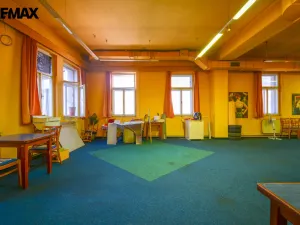 Prodej rodinného domu, Třebechovice pod Orebem, Masarykovo náměstí, 310 m2