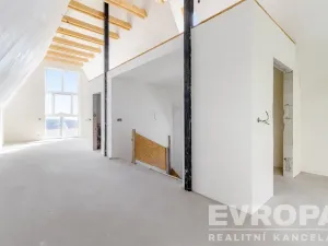 Prodej rodinného domu, Konárovice, 213 m2