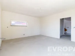 Prodej rodinného domu, Konárovice, 213 m2