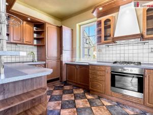 Prodej bytu 3+1, Karlovy Vary - Stará Role, Nerudova, 89 m2