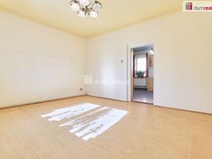Prodej bytu 3+1, Karlovy Vary - Stará Role, Nerudova, 89 m2