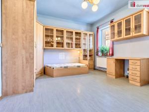 Prodej bytu 3+1, Karlovy Vary - Stará Role, Nerudova, 89 m2