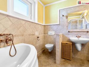 Prodej bytu 3+1, Karlovy Vary - Stará Role, Nerudova, 89 m2