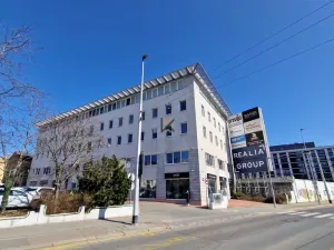 Pronájem kanceláře, Praha - Vysočany, Kolbenova, 394 m2