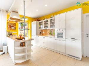 Prodej rodinného domu, Velké Popovice - Řepčice, 180 m2
