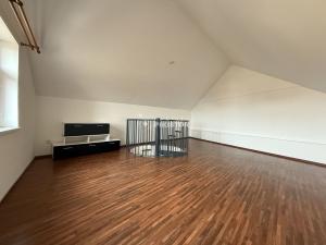 Pronájem bytu 2+kk, Mělník, náměstí Míru, 61 m2