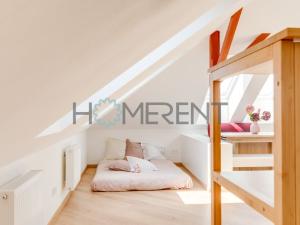 Pronájem bytu 1+kk, Praha - Malešice, Bakalářská, 30 m2