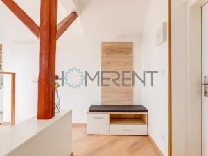 Pronájem bytu 1+kk, Praha - Malešice, Bakalářská, 30 m2