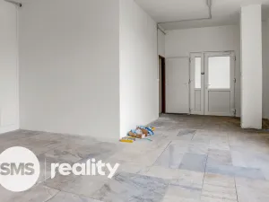 Pronájem obchodního prostoru, Karviná - Ráj, Borovského, 691 m2