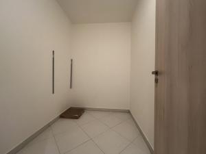 Pronájem bytu 2+kk, Praha - Žižkov, Olšanská, 69 m2