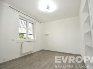 Pronájem rodinného domu, Praha - Dolní Chabry, Kobyliská, 225 m2