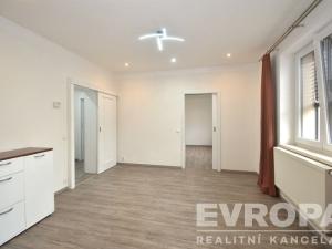 Pronájem rodinného domu, Praha - Dolní Chabry, Kobyliská, 140 m2