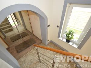 Pronájem rodinného domu, Praha - Dolní Chabry, Kobyliská, 140 m2