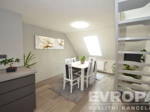 Pronájem rodinného domu, Praha - Dolní Chabry, Kobyliská, 140 m2