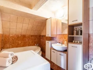 Prodej ubytování, Loučná pod Klínovcem - Loučná, 290 m2